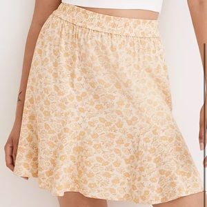 Madewell pull on swing skirt